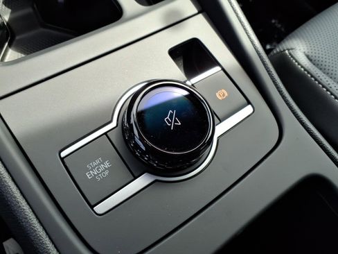 New 2026 Volkswagen Tiguan SE R-Line image 18