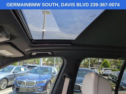 Used 2024 BMW X5 sDrive40i w/ M Sport Package RWD image 22