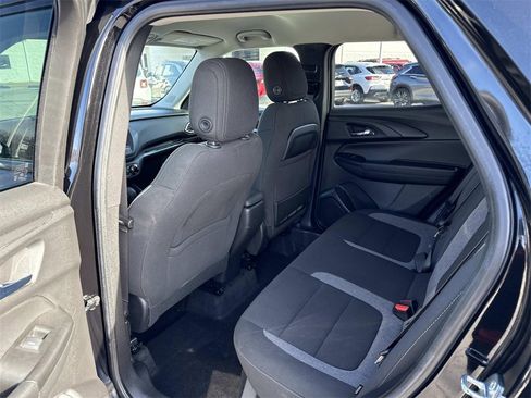 Used 2022 Chevrolet TrailBlazer LT w/ Confidence II Package image 25