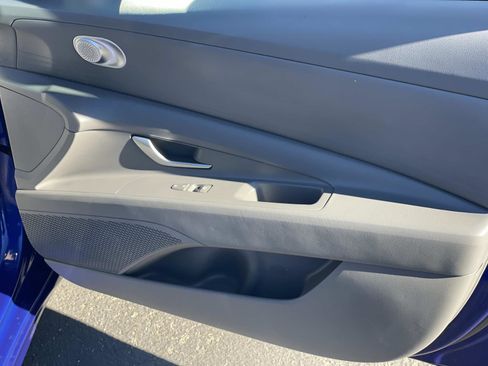 Certified 2024 Hyundai Elantra Blue image 26