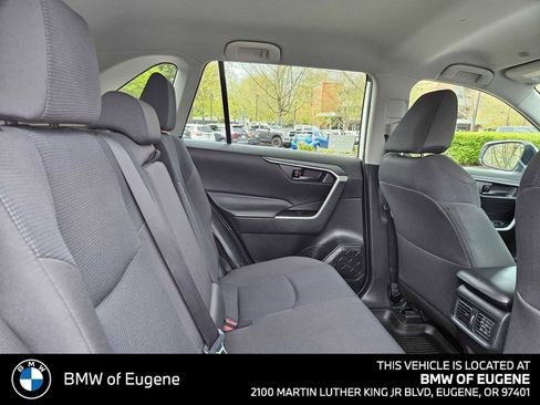 Used 2024 Toyota RAV4 LE AWD/4WD image 15