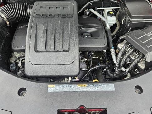 Used 2011 Chevrolet Equinox LTZ FWD image 7