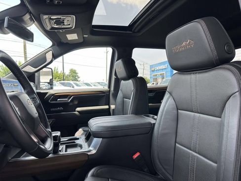 Certified 2024 Chevrolet Silverado 1500 High Country w/ High Country Premium Package AWD/4WD image 23