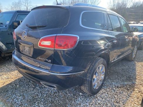 Used 2017 Buick Enclave Leather image 4