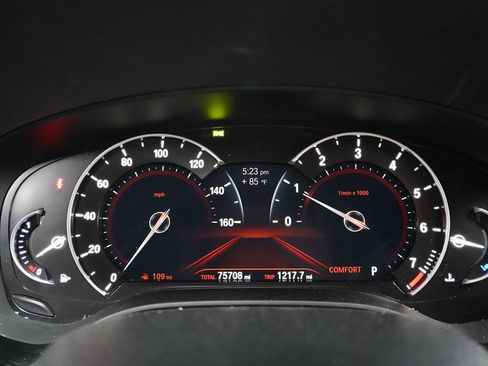 Used 2017 BMW 540i RWD image 16