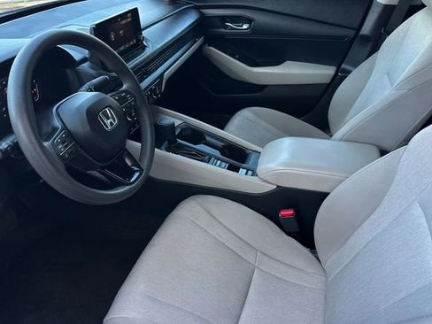 Certified 2023 Honda Accord LX image 11