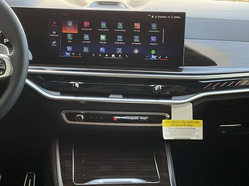 New 2026 BMW X5 M60i image 15