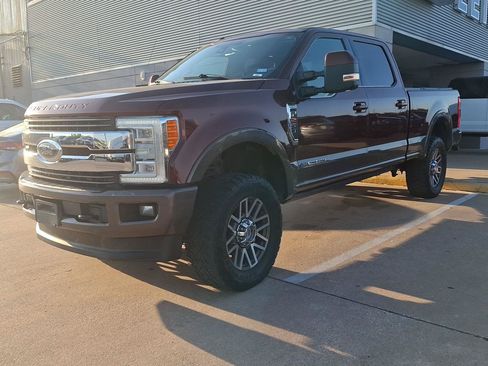 Used 2017 Ford F250 King Ranch w/ King Ranch Ultimate Package AWD/4WD image 4