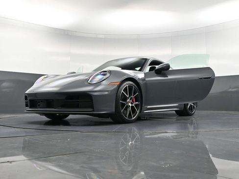 New 2026 Porsche 911 Carrera 4S AWD/4WD image 37