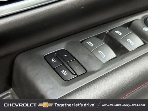Used 2023 Chevrolet Suburban RST AWD/4WD image 28