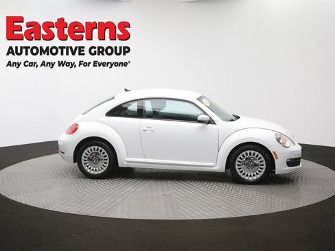 Used 2015 Volkswagen Beetle 1.8T FWD image 41