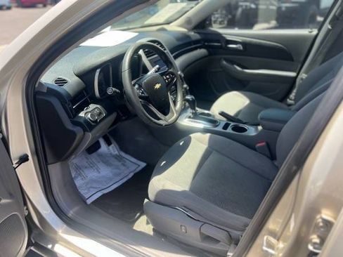 Used 2015 Chevrolet Malibu LS w/ Protection Package FWD image 10