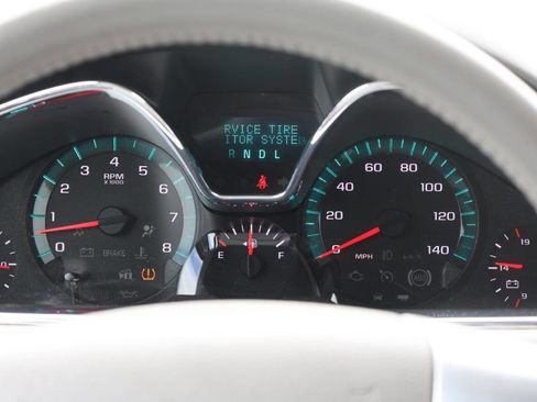 Used 2015 Chevrolet Traverse LT image 22