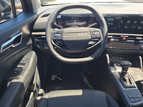 New 2026 Kia Sportage EX FWD image 14