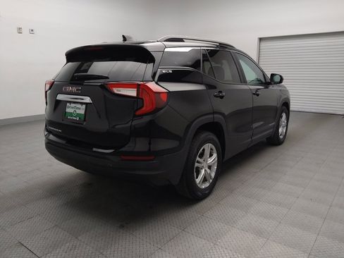 Used 2022 GMC Terrain SLE w/ Driver Convenience Package image 9