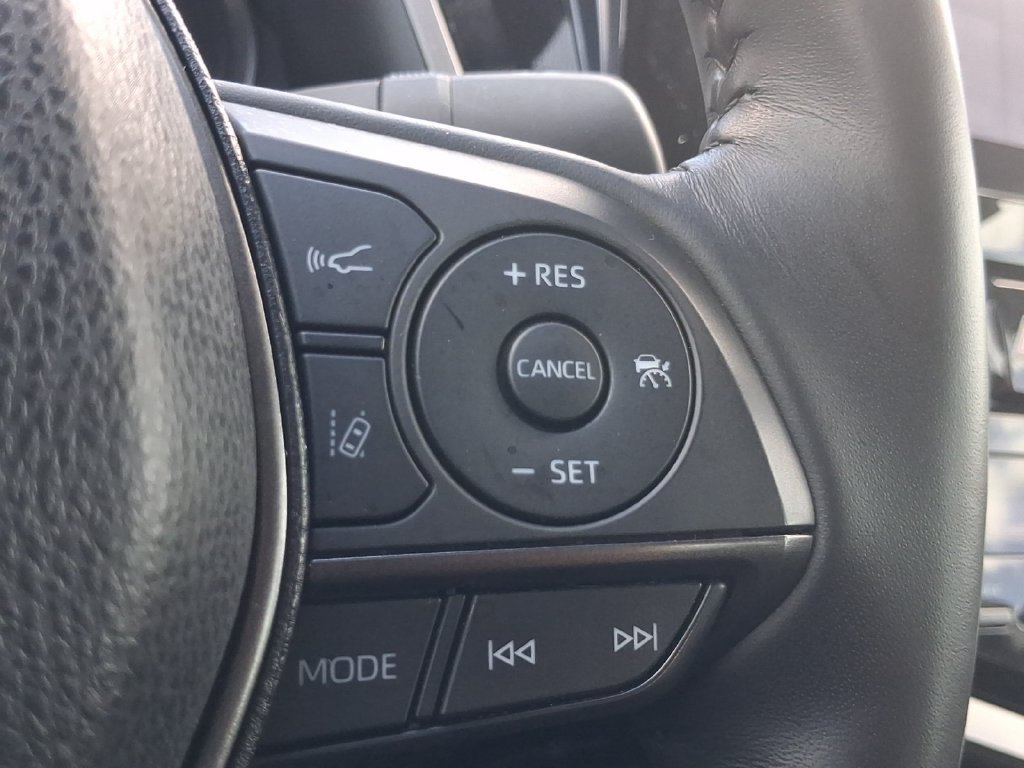 Used 2024 Toyota Camry LE FWD image 12