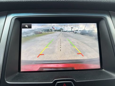 Used 2015 Ford Expedition XLT w/ Equipment Group 202A RWD image 20