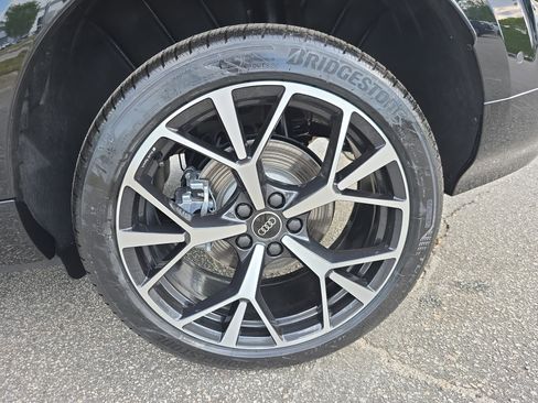 New 2026 Audi Q3 quattro 2.0T image 32