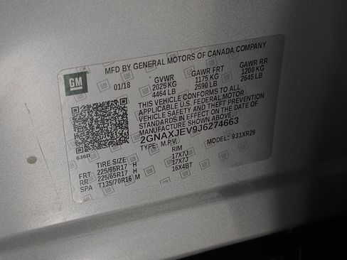 Used 2018 Chevrolet Equinox LT FWD image 27