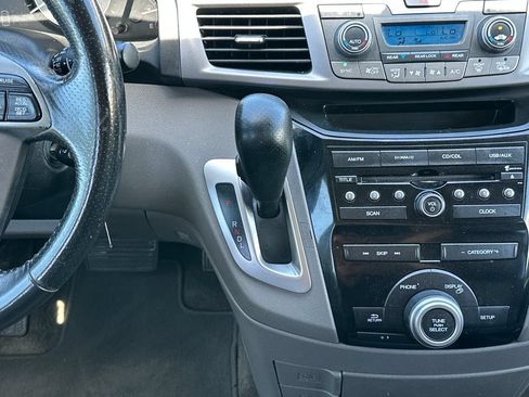 Used 2013 Honda Odyssey EX-L image 17