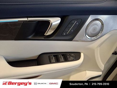 New 2026 Buick Enclave Avenir w/ Super Cruise Package image 9