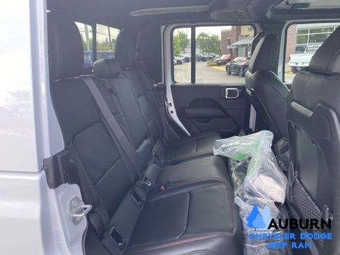 New 2026 Jeep Gladiator Rubicon AWD/4WD image 15