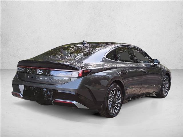 New 2026 Hyundai Sonata SEL FWD image 2