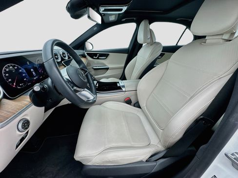 Used 2023 Mercedes-Benz C 300 Sedan image 13