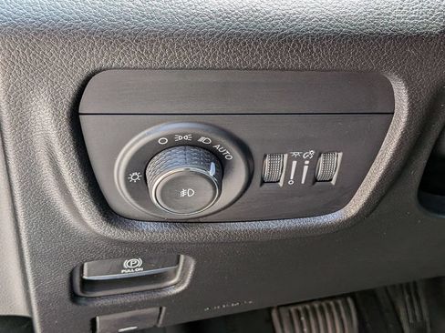 Used 2023 Jeep Grand Cherokee L Overland AWD/4WD image 18