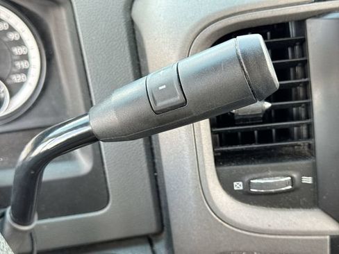 Used 2015 RAM 1500 Express AWD/4WD image 19