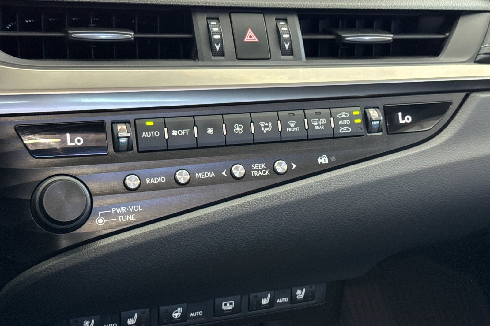 Used 2019 Lexus ES 350 w/ Accessory Package FWD image 27