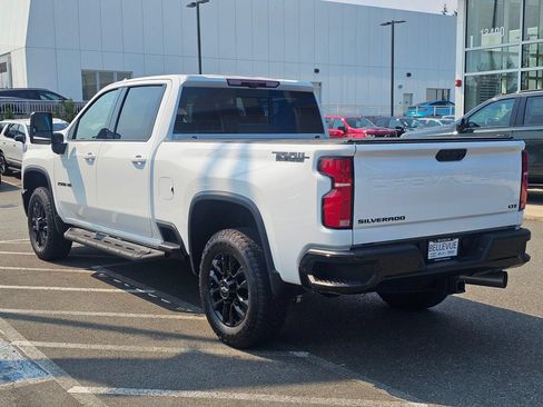 Used 2025 Chevrolet Silverado 2500 LTZ w/ LTZ Plus Package AWD/4WD image 3