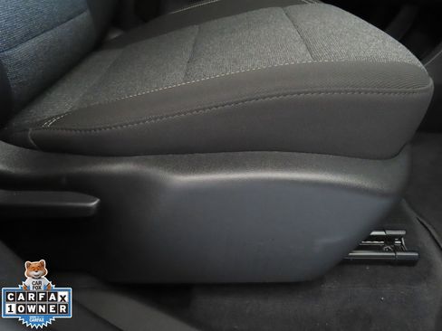 Used 2025 GMC Acadia Elevation image 29