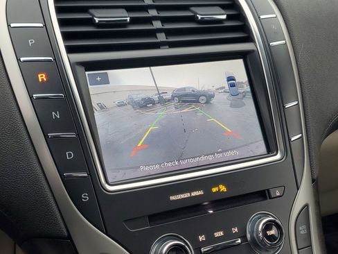 Used 2020 Lincoln Nautilus Reserve image 17