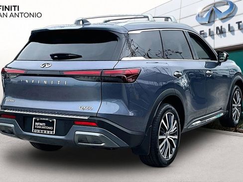 Certified 2023 INFINITI QX60 Sensory w/ Vision Package FWD image 2