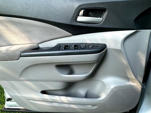 Used 2014 Honda CR-V EX image 10