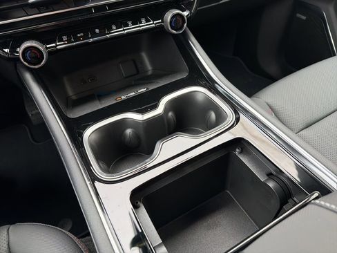 New 2026 Chevrolet Traverse Z71 w/ Enhanced Driving Package image 18