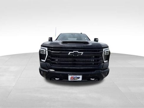 Certified 2025 Chevrolet Silverado 2500 High Country w/ High Country Premium Package AWD/4WD image 3