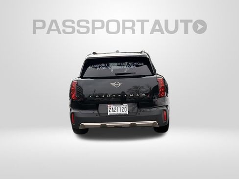 Used 2025 MINI Cooper Countryman S w/ Comfort Package Max image 8
