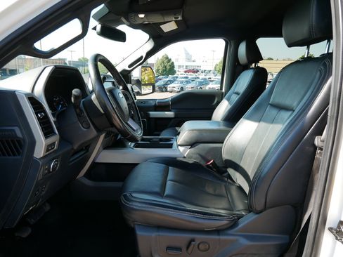 Used 2022 Ford F350 Lariat w/ Lariat Ultimate Package image 11