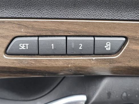 Used 2020 GMC Terrain Denali w/ Denali Premium Package image 17