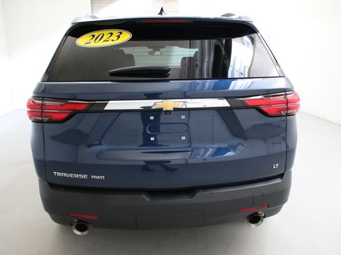 Used 2023 Chevrolet Traverse LT w/ LPO, Floor Liner Package image 8