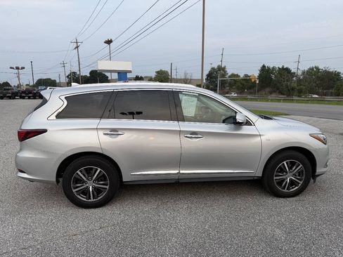 Used 2019 INFINITI QX60 Luxe w/ Essential Package AWD/4WD image 6