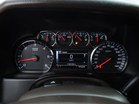 Used 2015 Chevrolet Suburban LTZ image 28