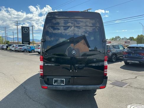 Used 2013 Mercedes-Benz Sprinter 2500 image 8