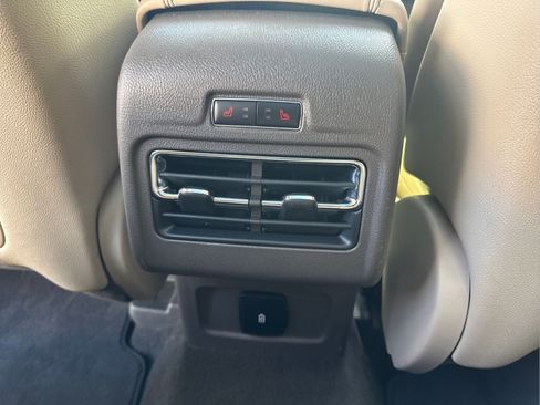 Used 2020 Lincoln Corsair Reserve w/ Equipment Group 201A FWD image 34