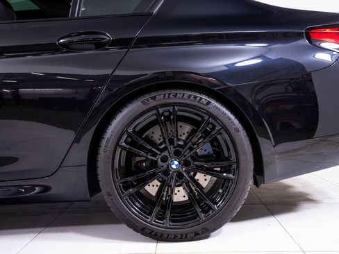Used 2022 BMW M5 w/ Executive Package image 10