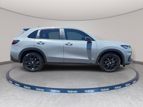 Certified 2024 Honda HR-V Sport image 5