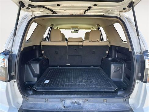 Used 2020 Toyota 4Runner SR5 image 21