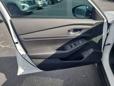 Certified 2025 Honda Accord SE image 16